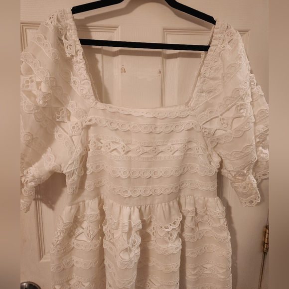 2.7 August Apparel Eyelet Babydoll Dress Size XL NWOT - Picture 4 of 7